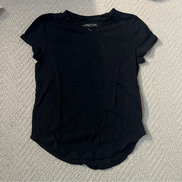 Katie J NYC Tee - Picture 1 of 2